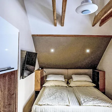 Lägenhet Studio Anenske Udoli-6 By Interhome *